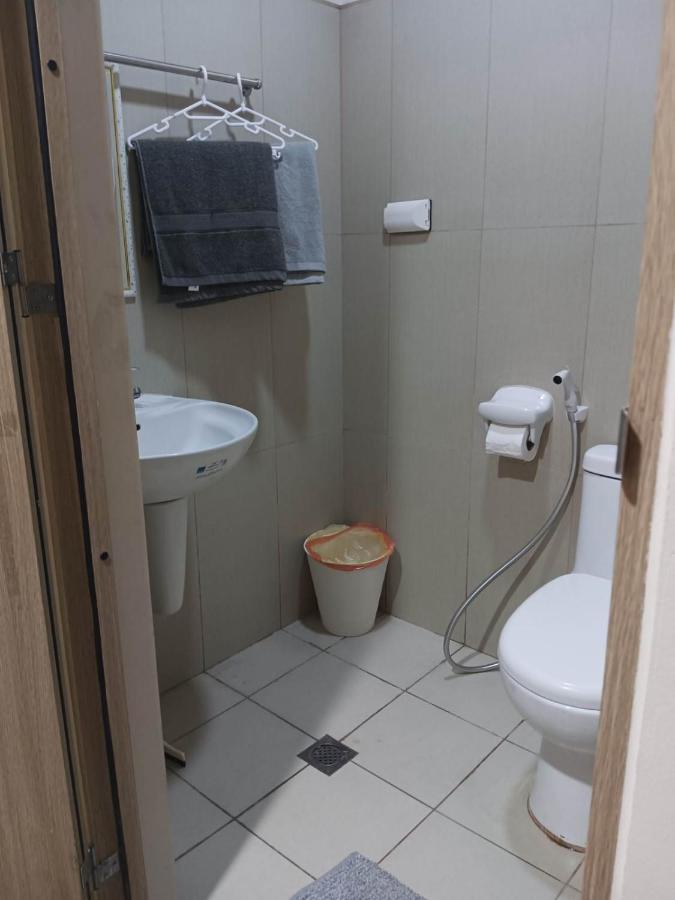 Breeze Residences - 1Br Unit With Balcony -Top Floor 마닐라 외부 사진